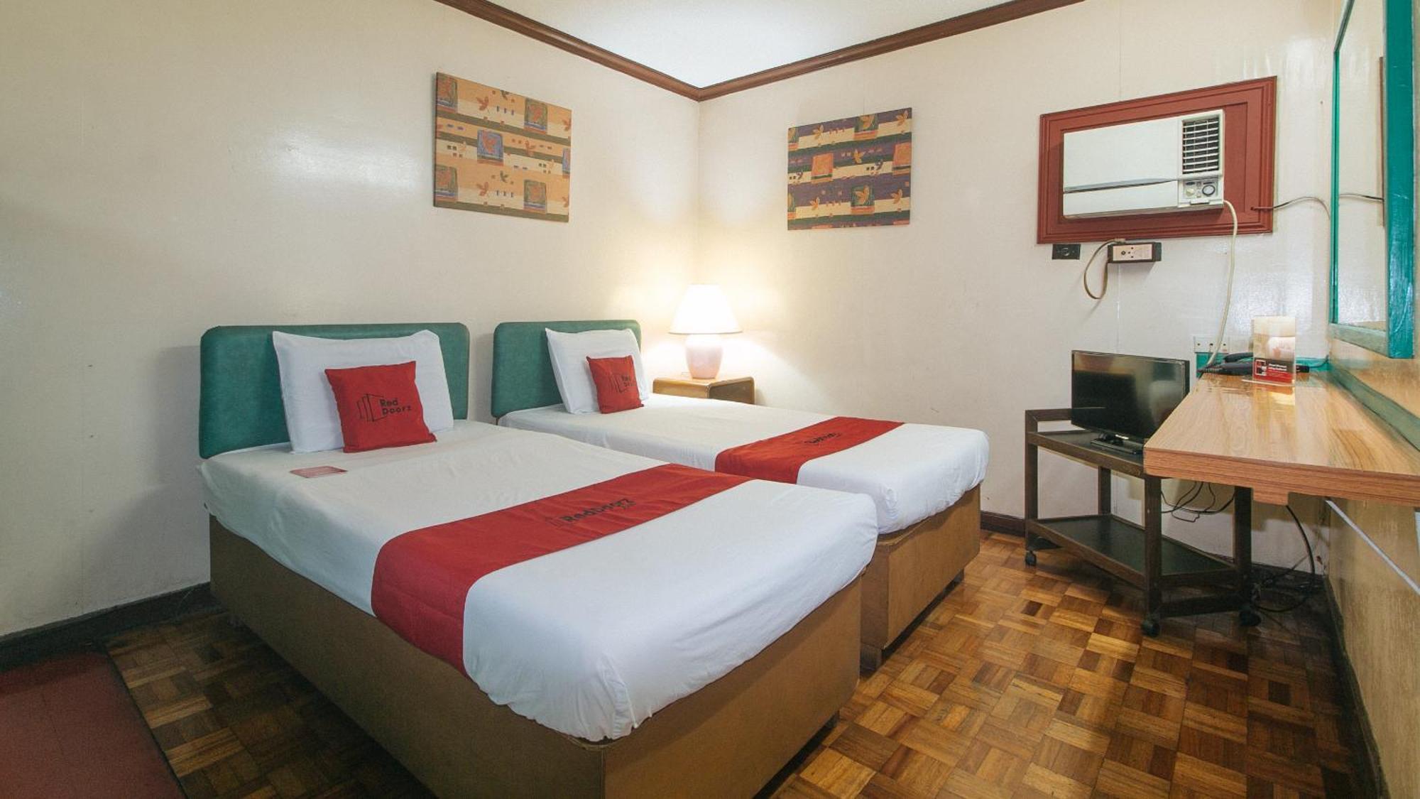 Reddoorz At Broadway Court Apartelle Quezon City Εξωτερικό φωτογραφία