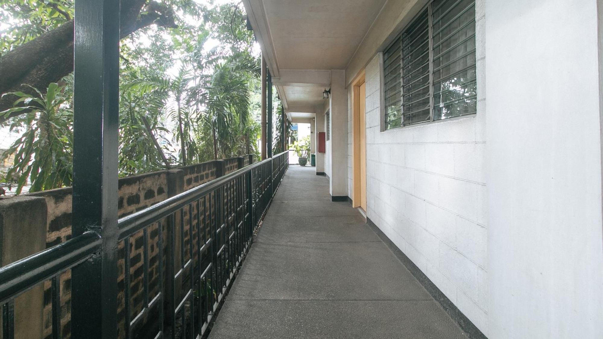 Reddoorz At Broadway Court Apartelle Quezon City Εξωτερικό φωτογραφία