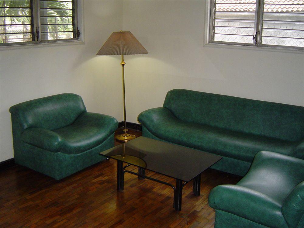 Reddoorz At Broadway Court Apartelle Quezon City Εξωτερικό φωτογραφία