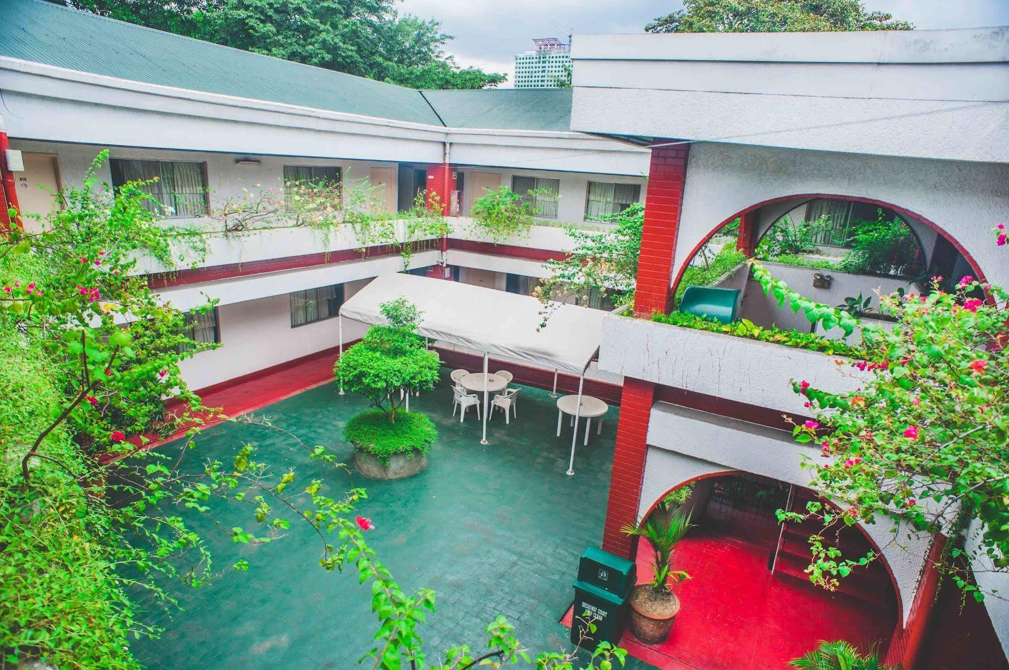 Reddoorz At Broadway Court Apartelle Quezon City Εξωτερικό φωτογραφία